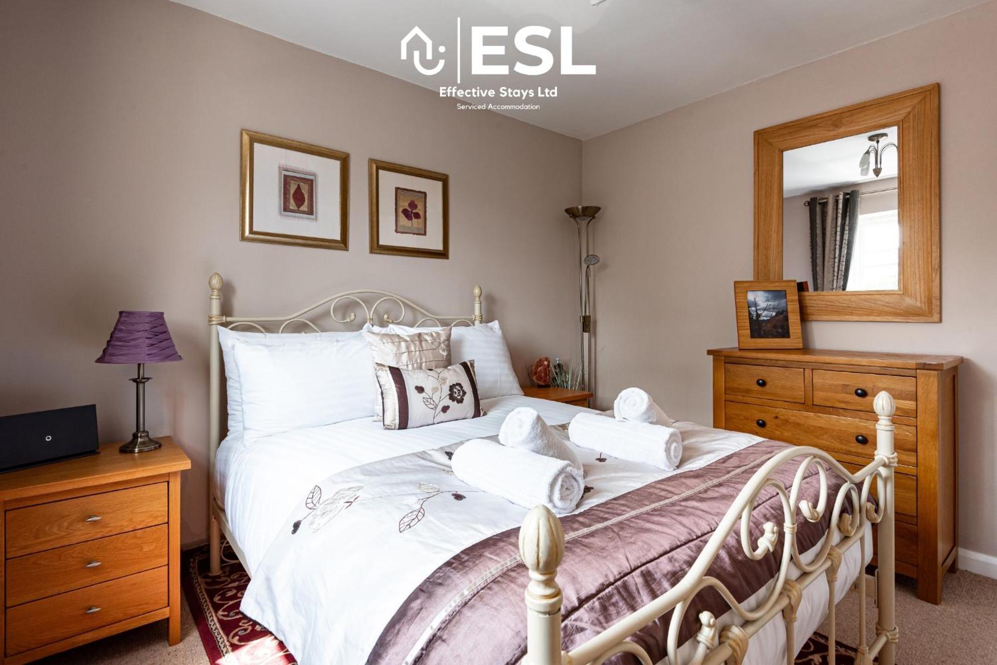 4 Bedroom Townhouse 10Mins Walk From Shrewsbury Town Centre With Parking Esterno foto