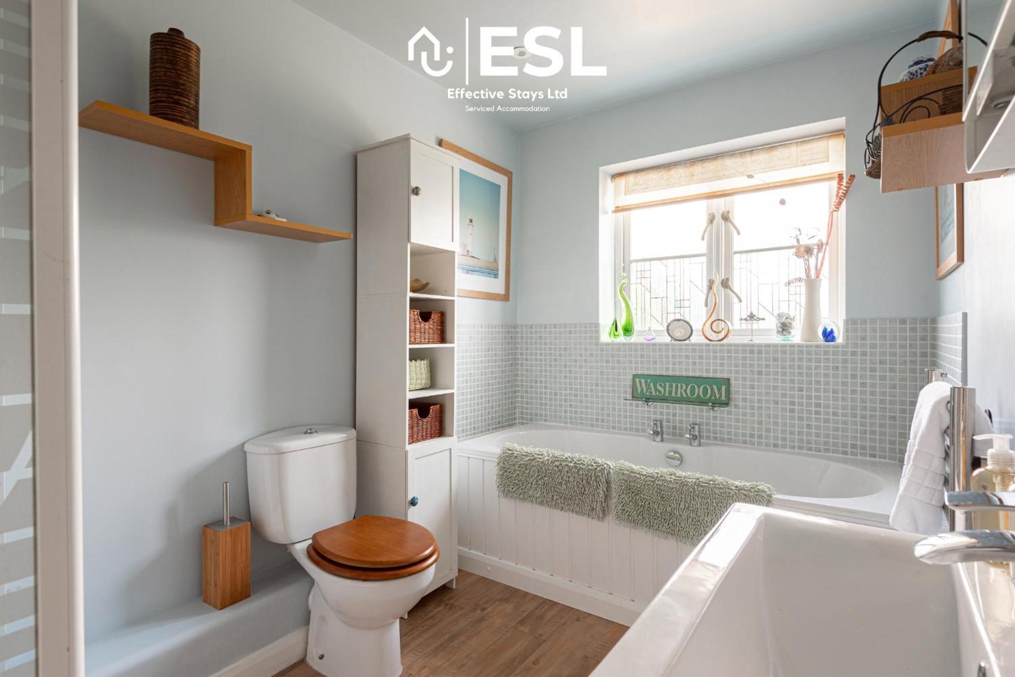 4 Bedroom Townhouse 10Mins Walk From Shrewsbury Town Centre With Parking Esterno foto