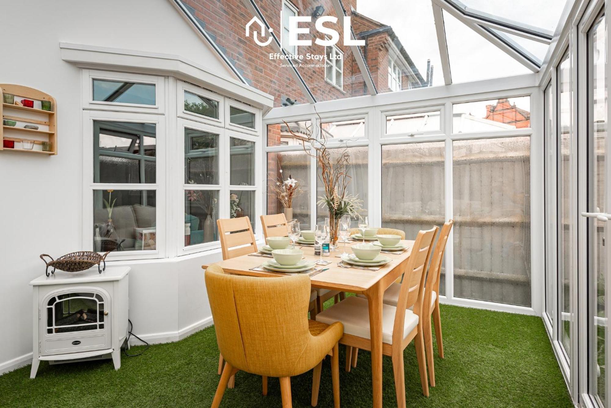 4 Bedroom Townhouse 10Mins Walk From Shrewsbury Town Centre With Parking Esterno foto